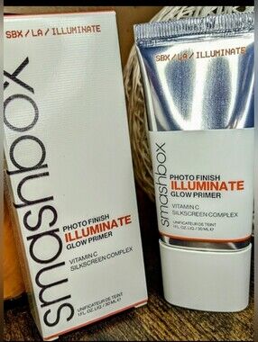 SMASHBOX COSMETICS Photo Finish Illuminate Glow Primer